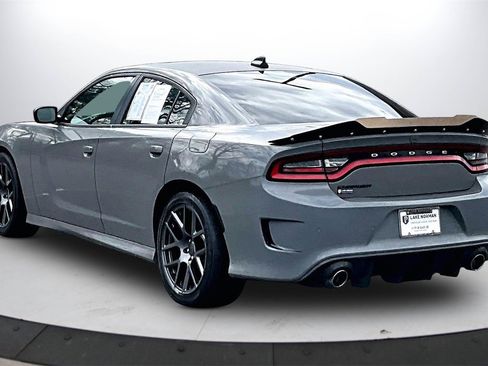 Used 2017 Dodge Charger R/T image 7