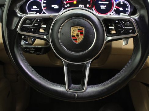 Used 2019 Porsche Cayenne AWD/4WD image 26