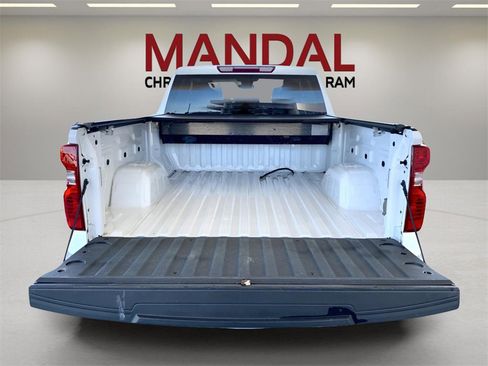 Used 2023 Chevrolet Silverado 1500 LT image 33