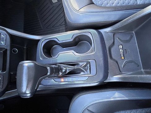 Used 2020 Chevrolet Colorado Z71 image 32