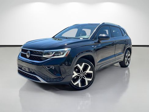 Used 2022 Volkswagen Taos SEL AWD/4WD image 1