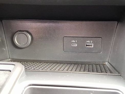 Used 2023 Nissan Pathfinder S AWD/4WD image 23