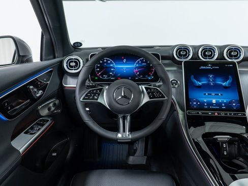 New 2026 Mercedes-Benz GLC 300 4MATIC image 17