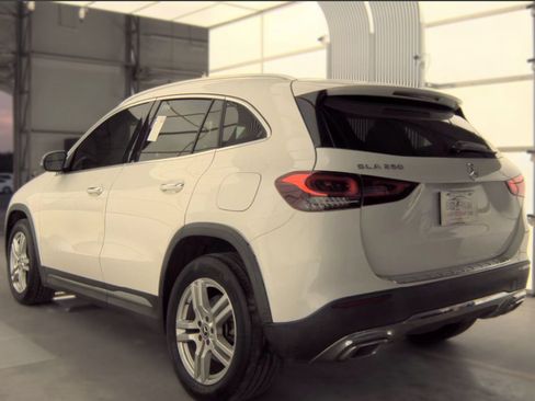 Used 2021 Mercedes-Benz GLA 250 w/ Premium Package image 3