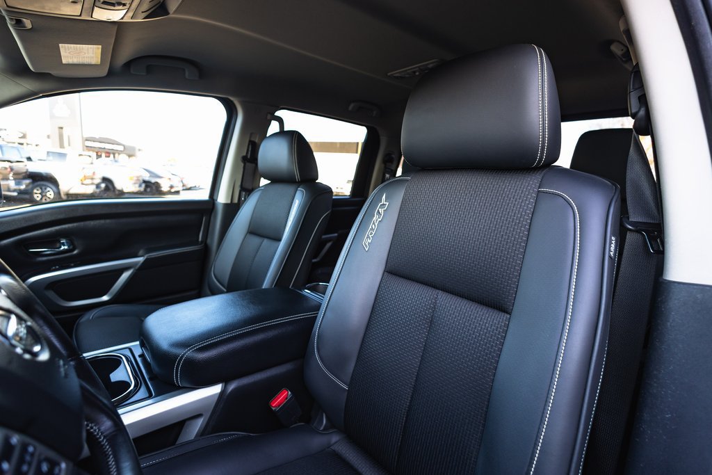 Used 2018 Nissan Titan PRO-4X AWD/4WD image 27