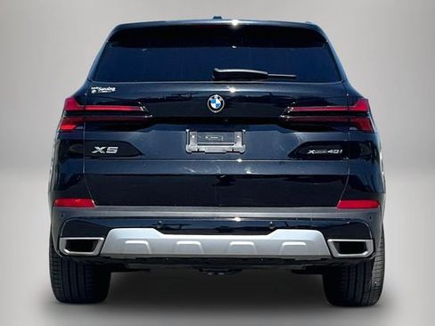 Used 2025 BMW X5 xDrive40i w/ Climate Comfort Package image 6