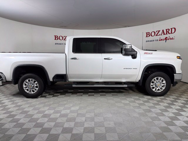 Used 2024 Chevrolet Silverado 2500 LTZ w/ LTZ Premium Package AWD/4WD image 13