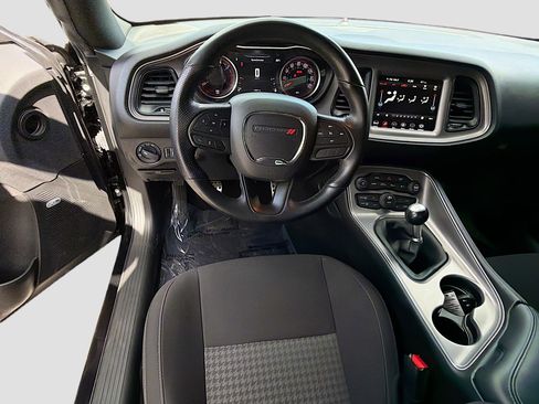 Used 2023 Dodge Challenger R/T RWD image 15