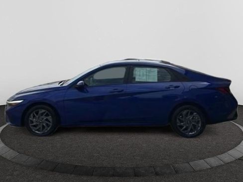 Used 2024 Hyundai Elantra SEL image 6
