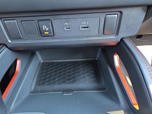 Used 2025 Nissan Frontier PRO-4X image 20