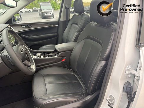 Certified 2022 Jeep Grand Cherokee Limited 4xe AWD/4WD image 56