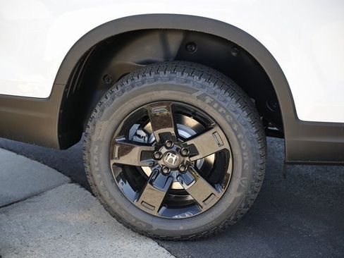 New 2026 Honda Ridgeline Black Edition image 18