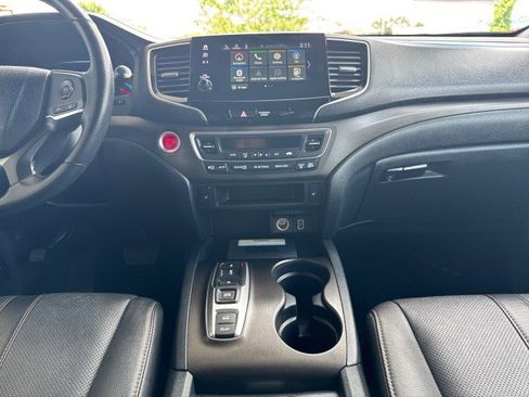 Used 2022 Honda Pilot TrailSport image 10