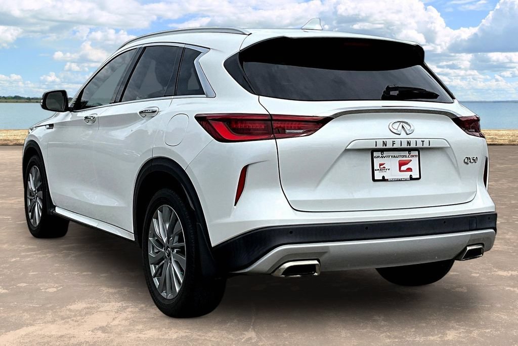 Used 2023 INFINITI QX50 Luxe FWD image 6