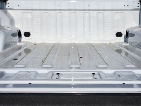 New 2025 Jeep Gladiator Sport image 24