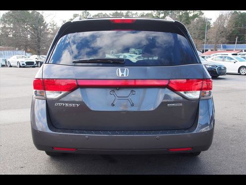 Used 2015 Honda Odyssey Touring image 4