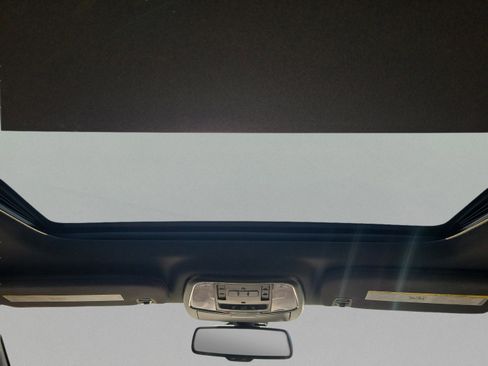 Used 2015 Jeep Grand Cherokee Limited w/ Luxury Group II image 12