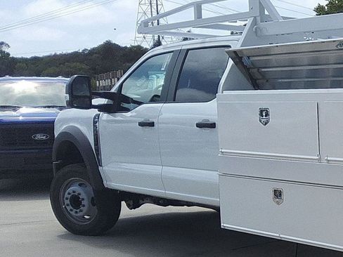 New 2026 Ford F550 2WD Crew Cab image 31