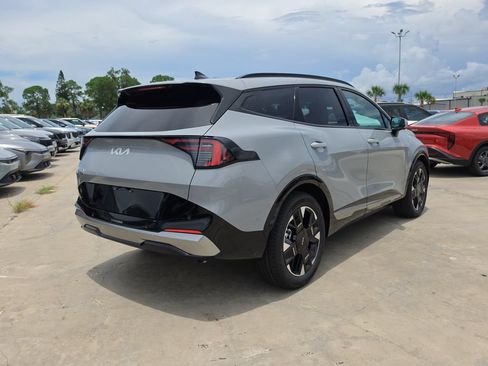 New 2026 Kia Sportage SX FWD image 8