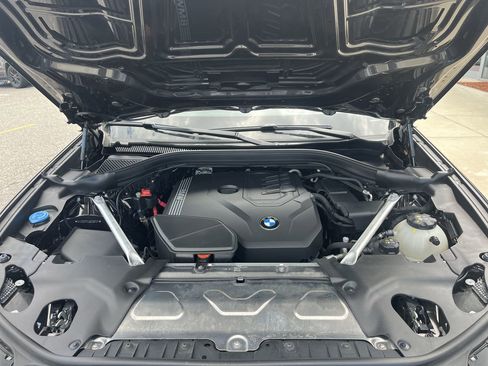 Certified 2025 BMW X4 xDrive30i AWD/4WD image 38