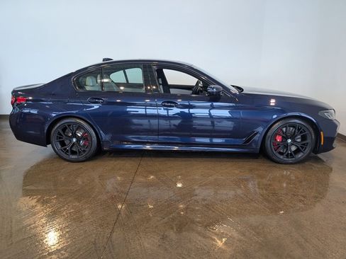 Used 2021 BMW M550i xDrive w/ Dynamic Handling Package image 6
