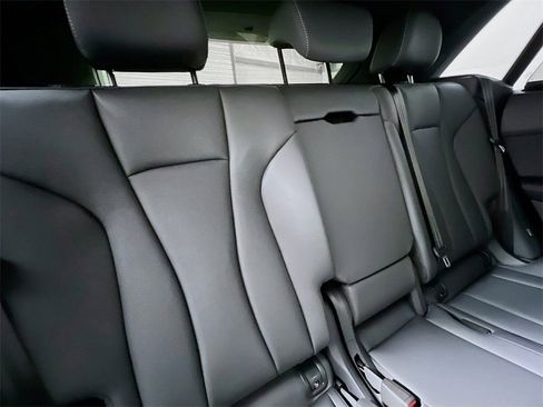 New 2026 Audi Q8 Premium Plus image 26