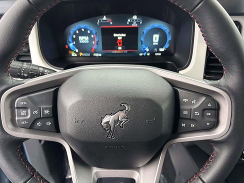 New 2025 Ford Bronco Heritage Edition image 15