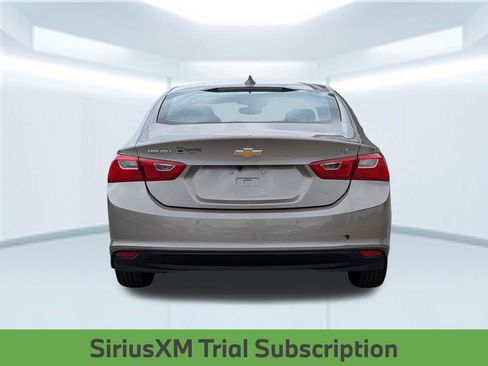 Used 2025 Chevrolet Malibu LT FWD image 5