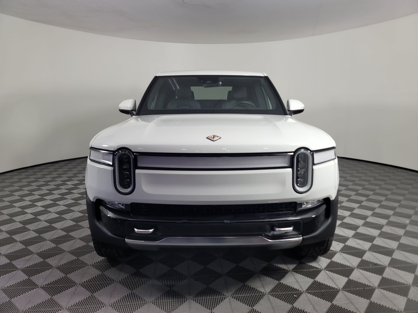 Used 2023 Rivian R1T Adventure Quad AWD/4WD image 8