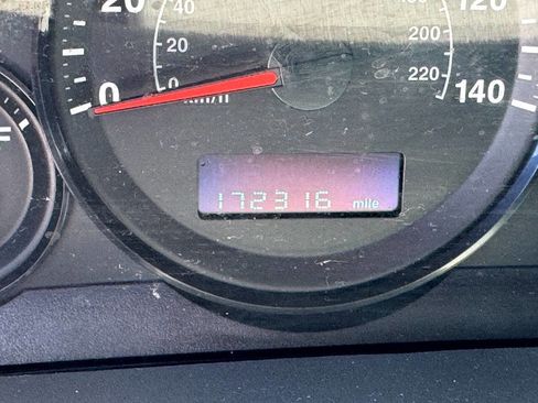 Used 2005 Jeep Grand Cherokee Laredo image 28