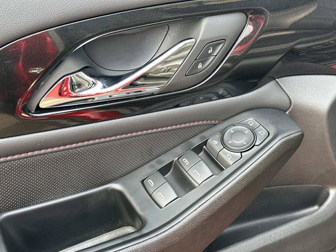 Certified 2023 Chevrolet Traverse RS w/ LPO, Floor Liner Package AWD/4WD image 17