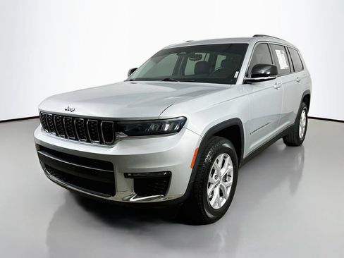 Used 2021 Jeep Grand Cherokee L Limited AWD/4WD image 3