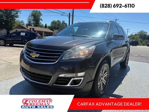 Used 2017 Chevrolet Traverse LT AWD/4WD image 1