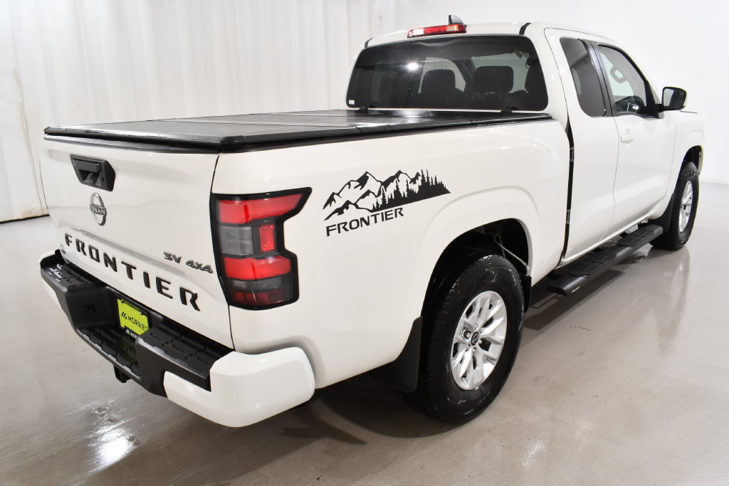 Used 2024 Nissan Frontier SV AWD/4WD image 11