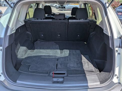 Certified 2023 Nissan Rogue SV AWD/4WD image 10