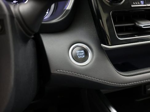 Used 2021 Toyota Highlander Platinum image 21