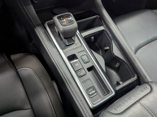 Certified 2026 Nissan Pathfinder SL FWD image 25