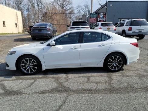 Used 2017 Acura TLX V6 w/ Technology Package FWD image 8