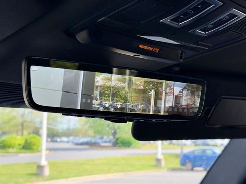 Used 2023 Land Rover Defender 90 Carpathian Edition image 16