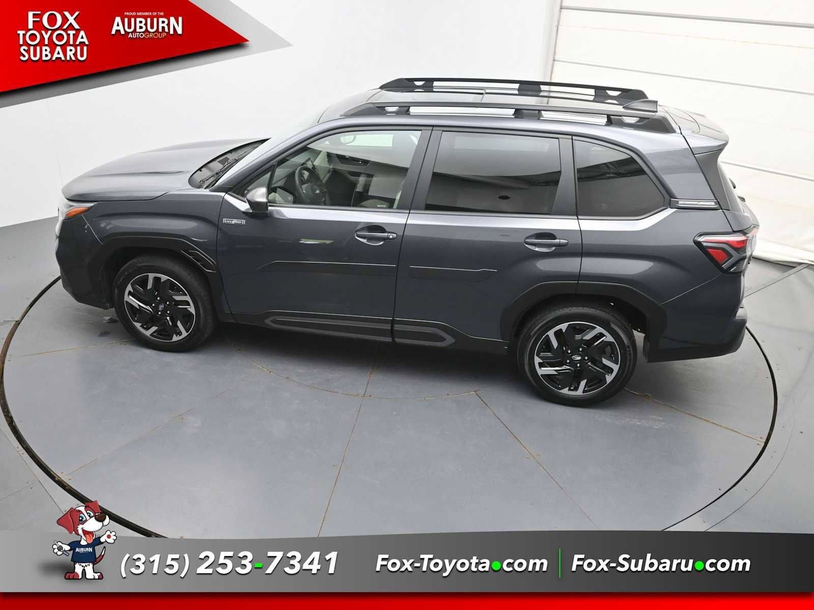 Used 2025 Subaru Forester Limited AWD/4WD image 34