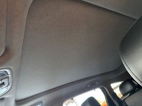 Used 2020 Hyundai Santa Fe Limited image 22