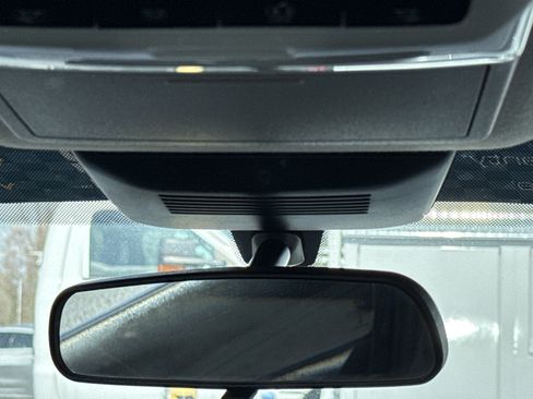 Used 2025 Nissan Sentra SV image 26