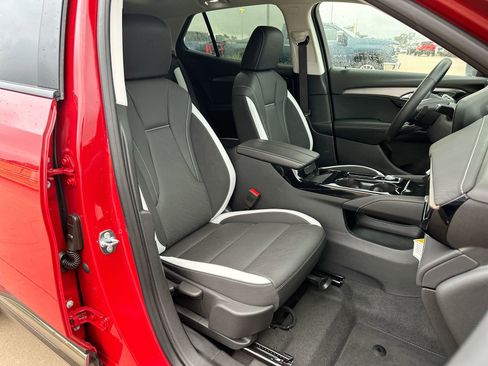 New 2025 Buick Envision Sport Touring image 24