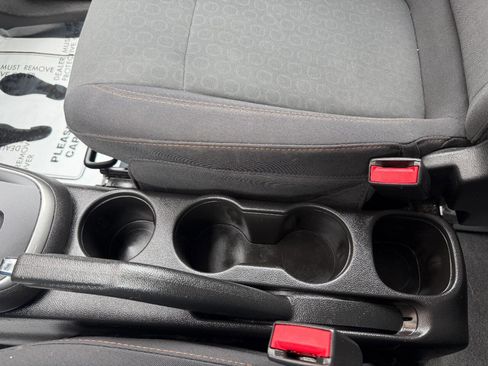 Used 2018 Chevrolet Trax LS image 42