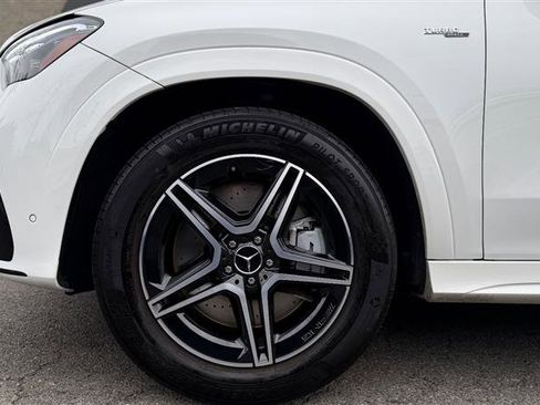 Used 2024 Mercedes-Benz GLE 53 AMG AMG GLE 53 image 32
