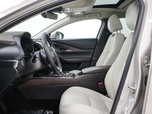 Used 2023 MAZDA CX-30 AWD 2.5 S w/ Premium Package image 23