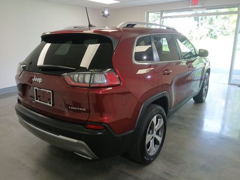 Used 2021 Jeep Cherokee Limited AWD/4WD image 2