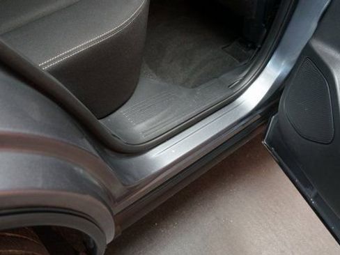 Certified 2023 Nissan Rogue S image 47