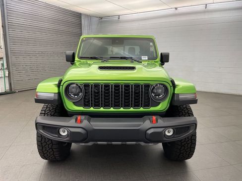 New 2025 Jeep Gladiator Mojave w/ Convenience Group image 6