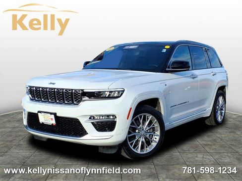 Used 2023 Jeep Grand Cherokee Summit w/ Luxury Tech Group V image 1
